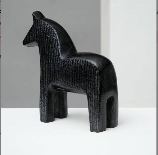 Black Ribbed Horse Sculpture Aluminum Table Decor 5.5X1.5X6